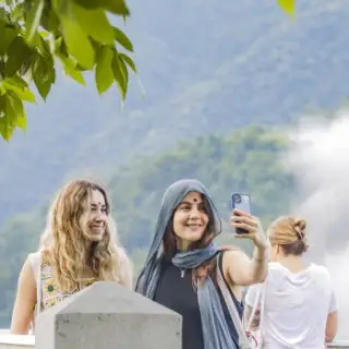 yoga-retreat-himalaya